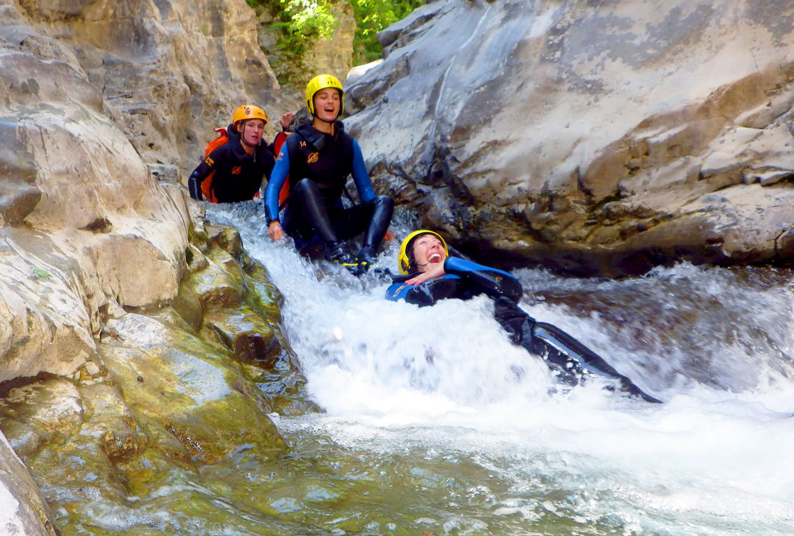 tobogan dans un canyon